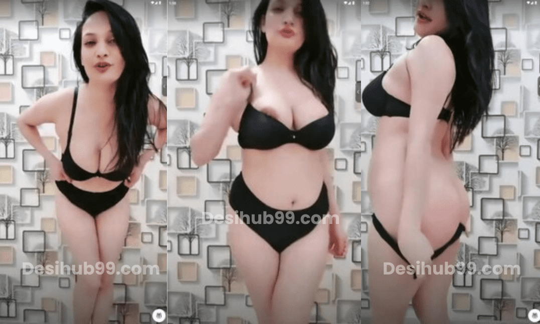 Insta Influencer Sonika Chandigarh Nude Butt Exposed Live on Tango